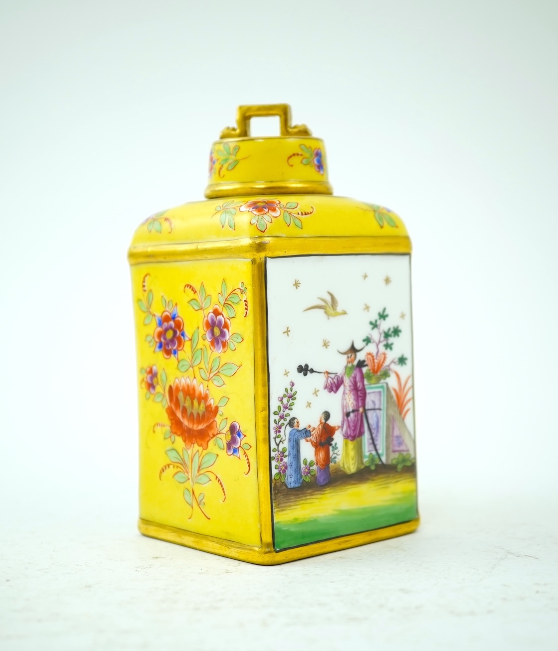 A French porcelain chinoiserie tea caddy and cover, late 19th century